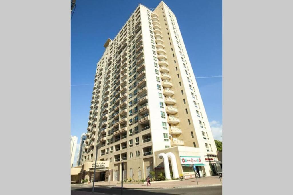 Lovely 1-Bedroom Apartment In The Heart Of Dubai Marina Екстер'єр фото