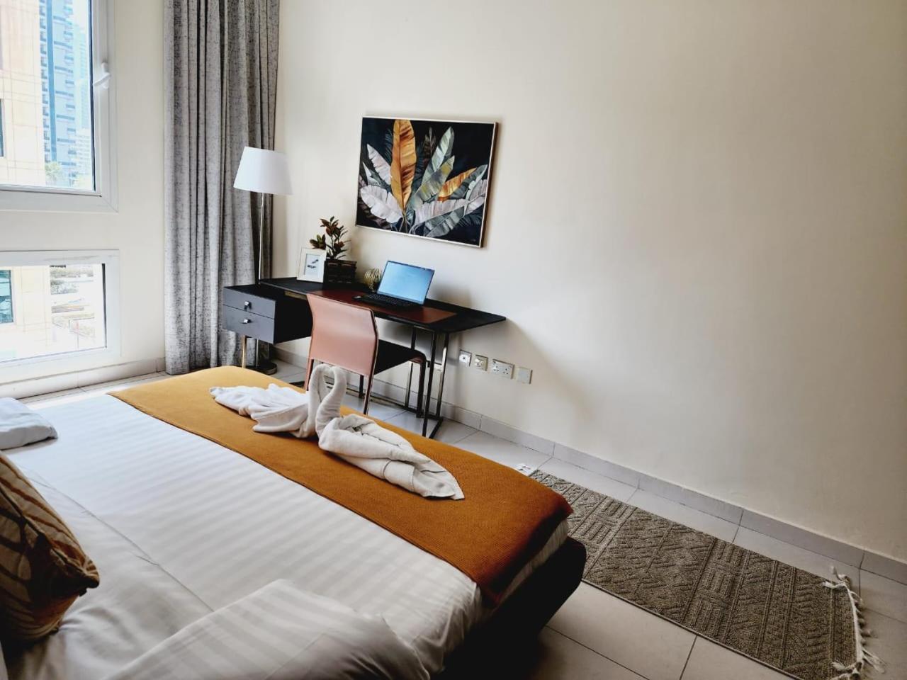 Lovely 1-Bedroom Apartment In The Heart Of Dubai Marina Екстер'єр фото