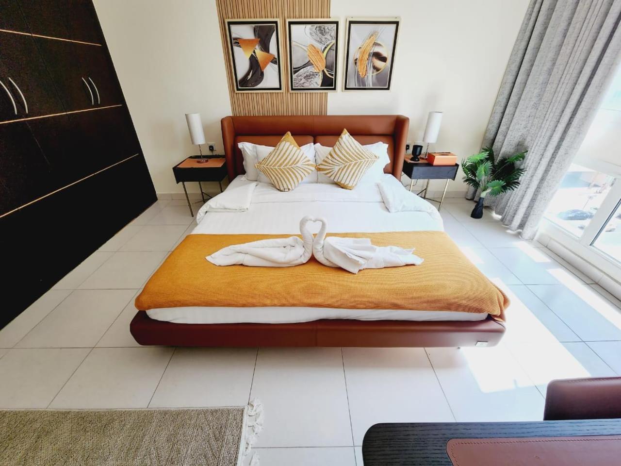 Lovely 1-Bedroom Apartment In The Heart Of Dubai Marina Екстер'єр фото